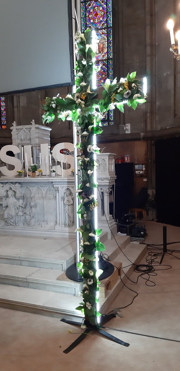 Le Jardin De Berthe Lyon Unique Eglise Sainte Blandine Lyon Tripadvisor