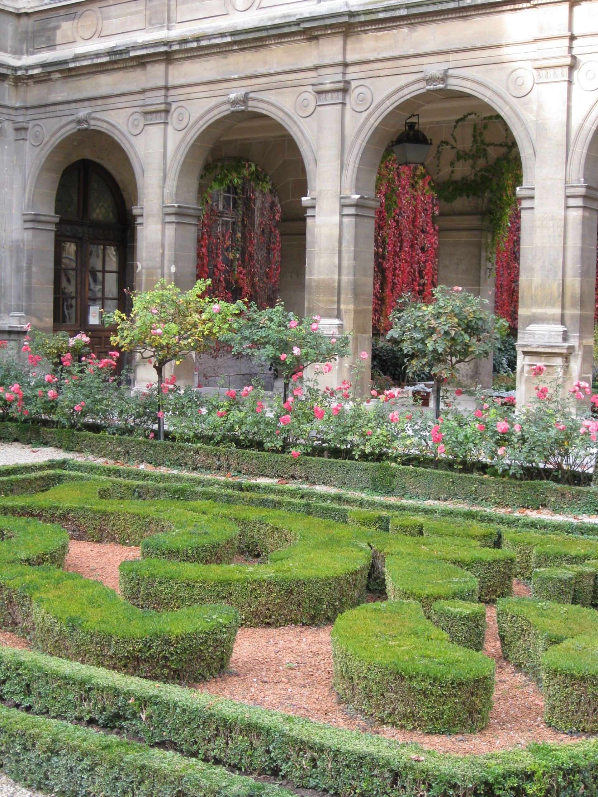 Le Jardin Des Sens Inspirant Musée Carnavalet Paris Favorite Places & Spaces