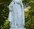Paris Jardin Du Luxembourg Inspirant Statue Od Queen Mary Stuart Jardin Stock Edit now