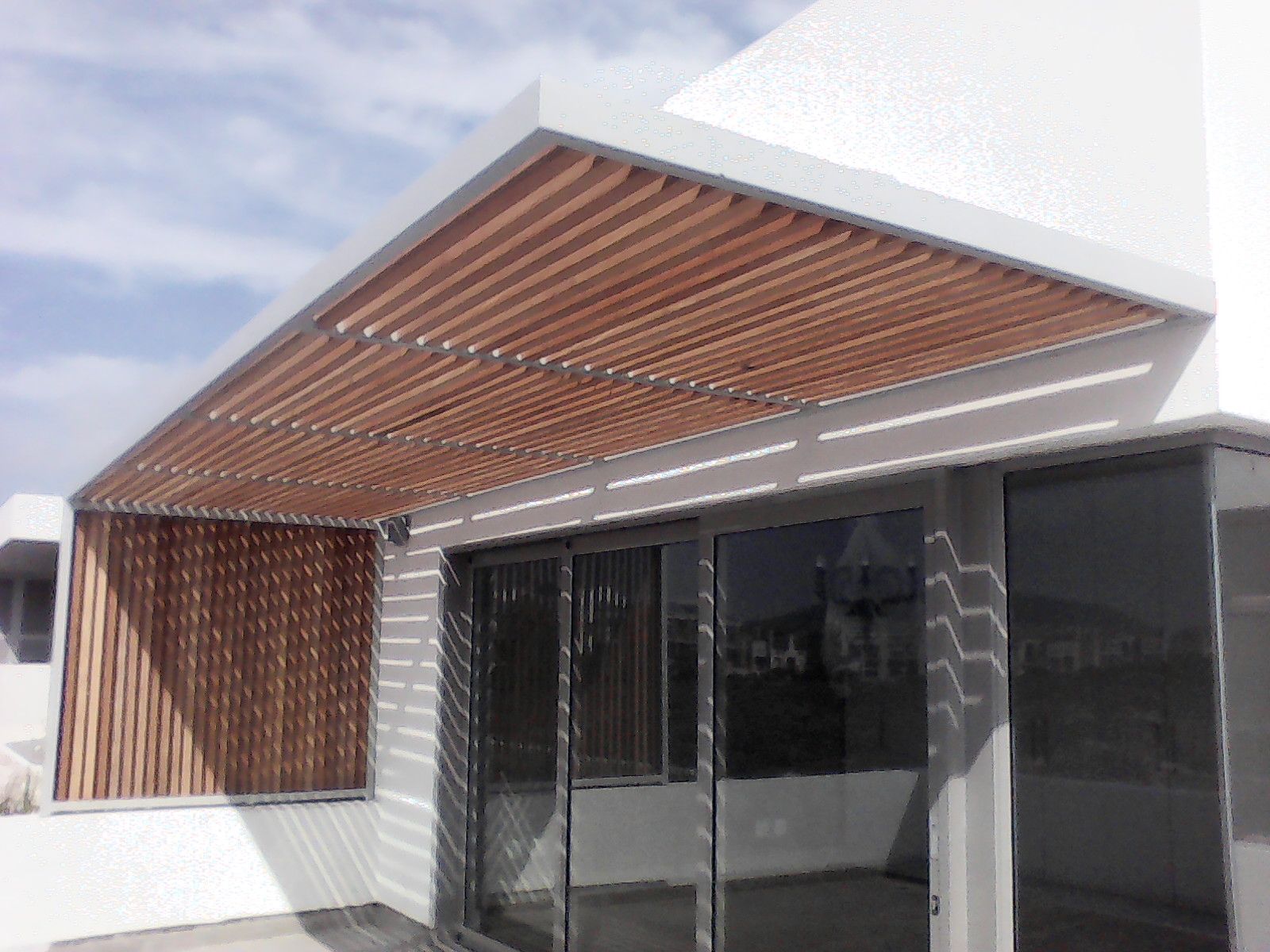 Pergola Aluminium En Kit Brico Depot Luxe Galvanized Mild Steel Pergola and Screen with Garapa Wood