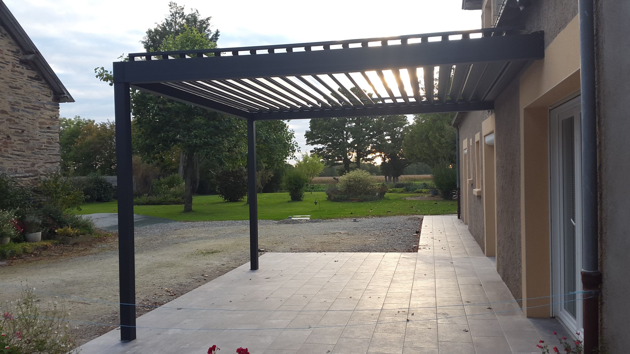 pergola bioclimatique en kit