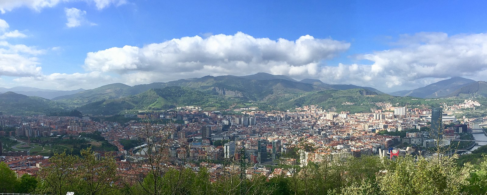 1600px Bilbao cityview from Monte Artxanda España 2019 %