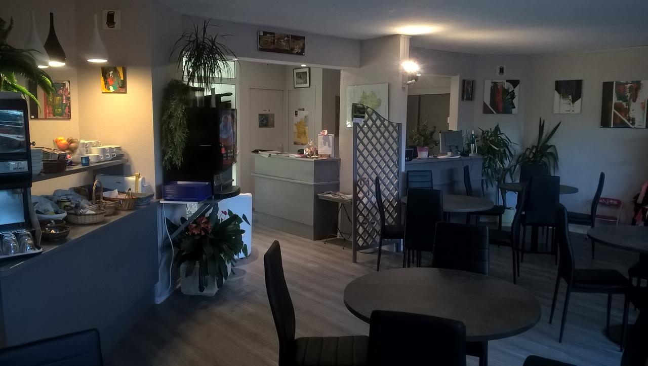 Salon De Jardin Carrefour Beau Riv Hotel Maleville France Booking