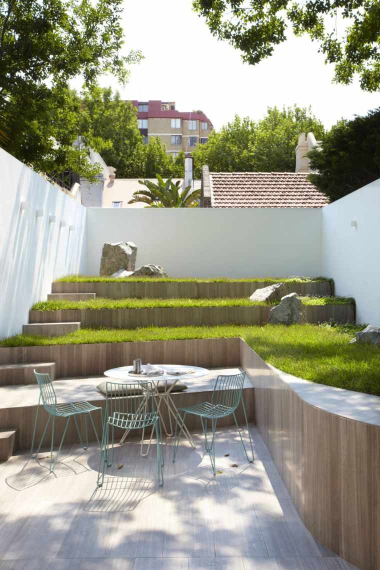 amenager jardin pente terrassement petit espace terrasse