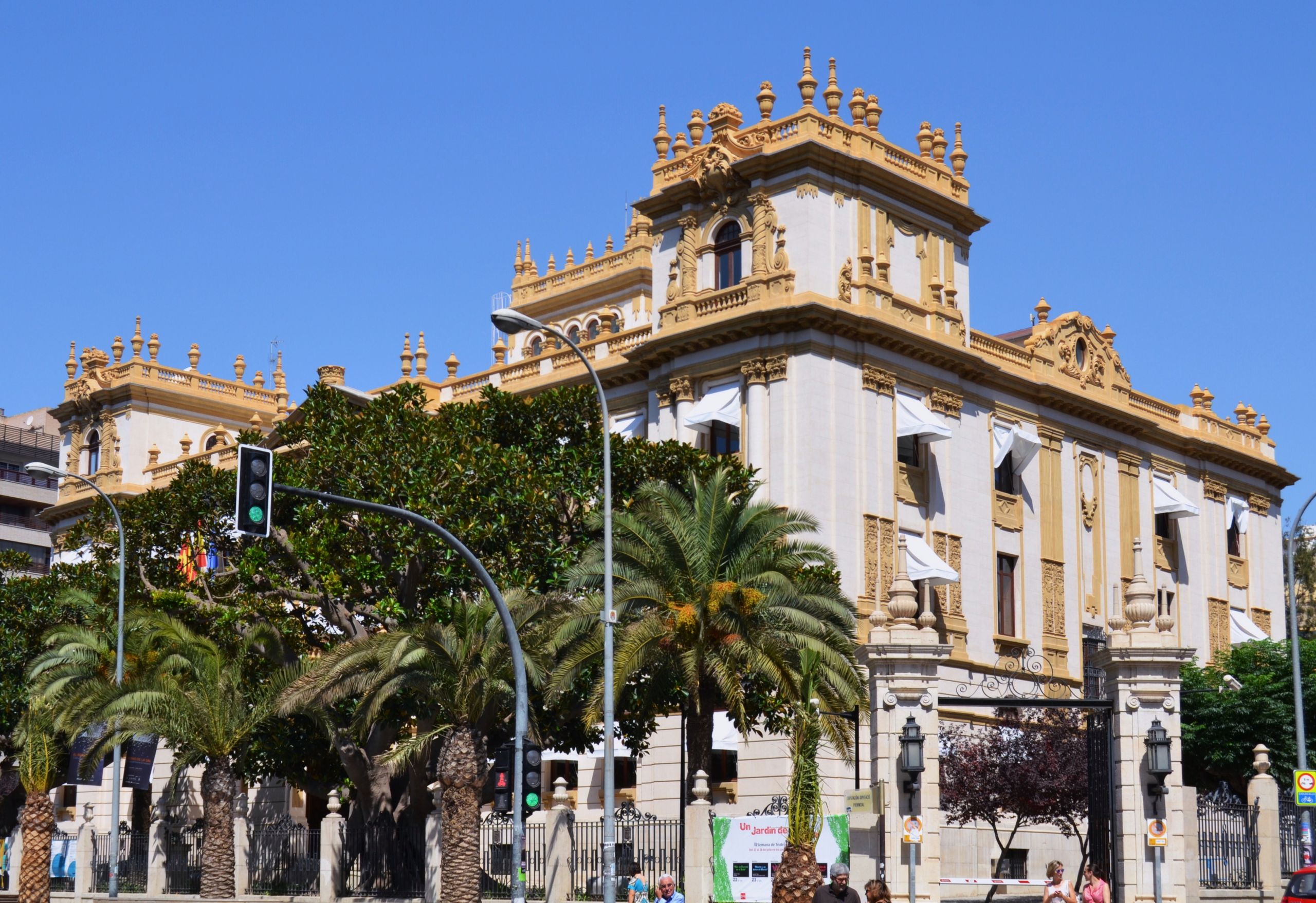 Un Jardin Élégant File Palau De La Diputaci³ Alacant Jpg Wikimedia Mons