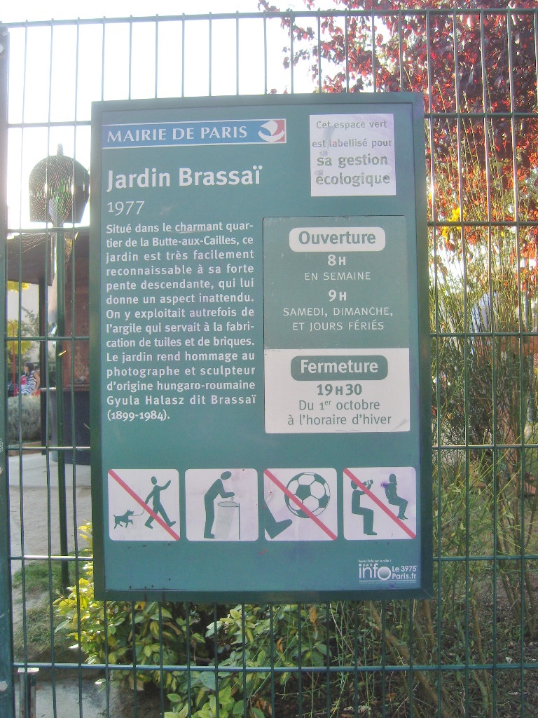Paris 13e Jardin Brassai plaque 1