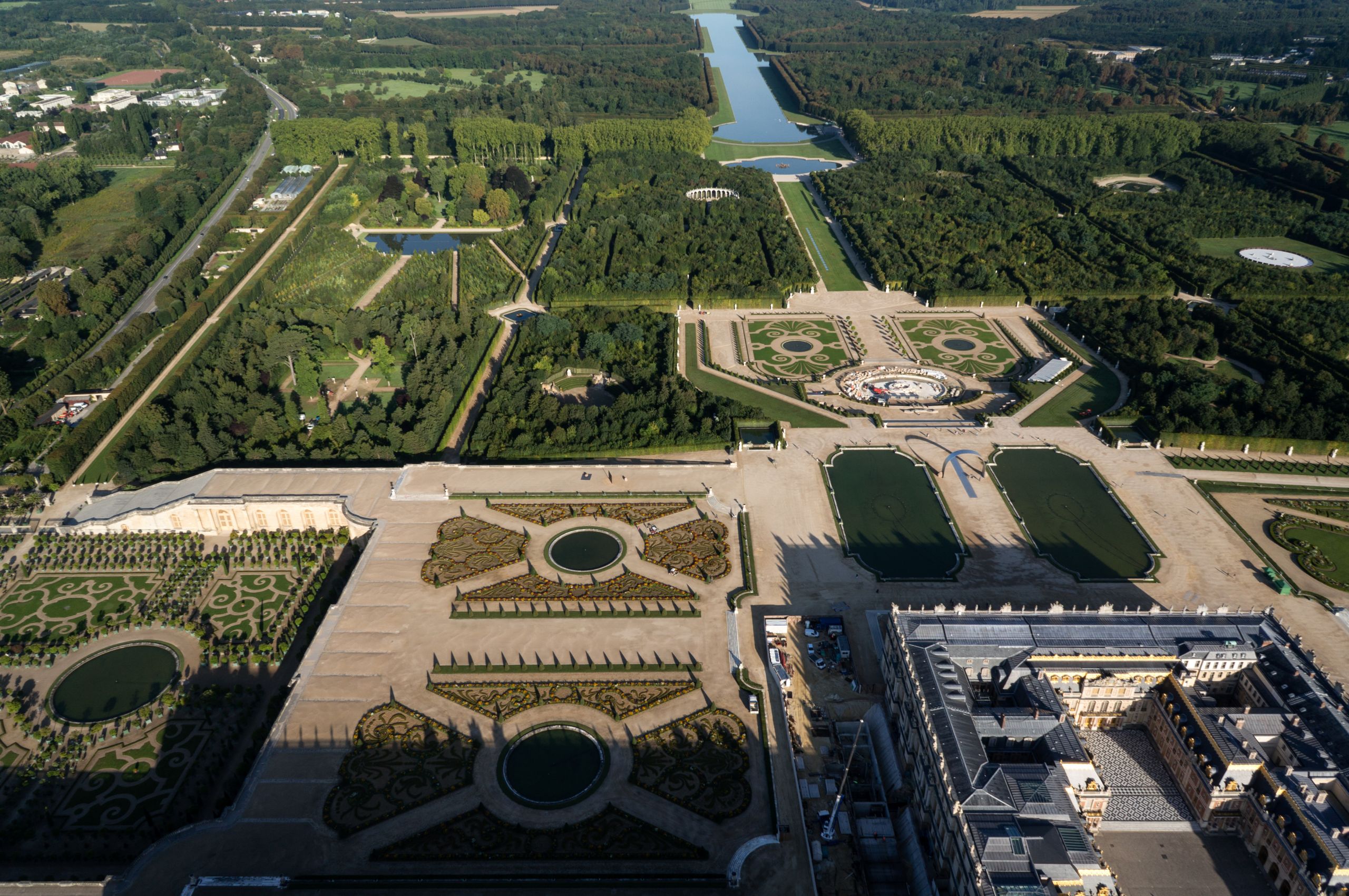 Vue aérienne du domaine de Versailles le 20 août 2014 par ToucanWings Creative mons By Sa 3 0 24