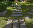 Faire Une Dalle Béton Pour Abri De Jardin Génial Créer Un Chemin Dans son Jardin Les Bonnes Idées De