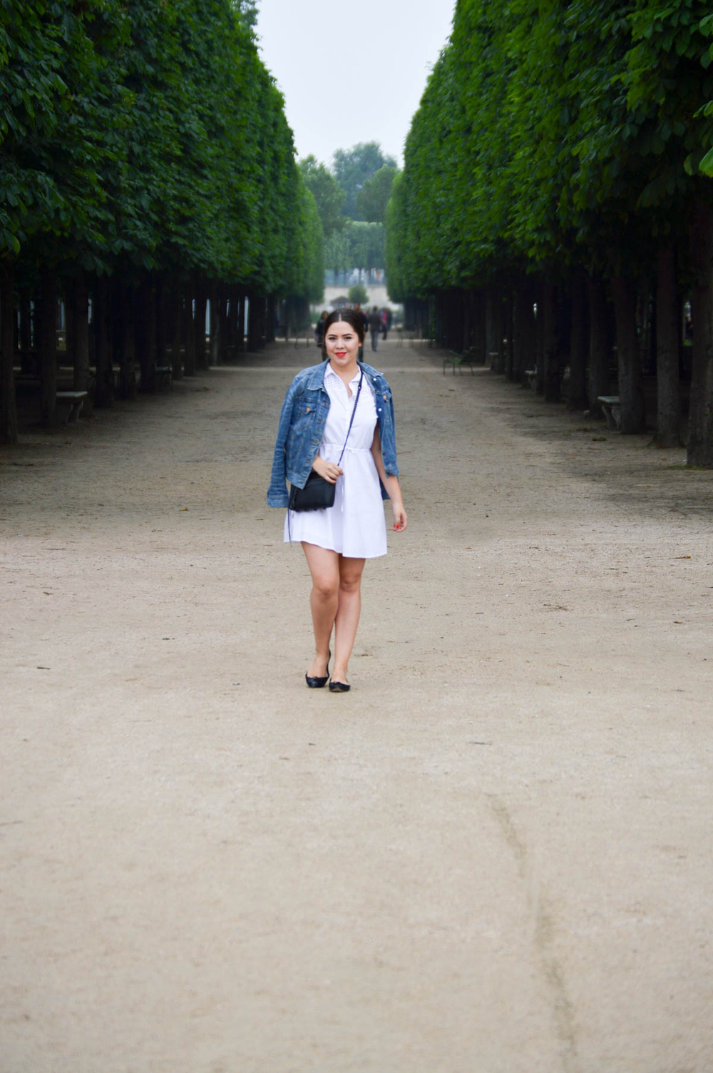 jardin du louvre Paris blogger attire via