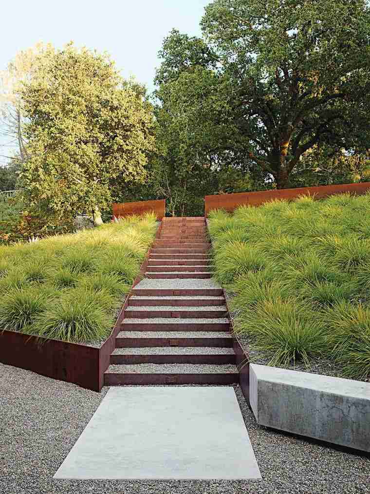 escalier de jardin acier corten terrain en pente